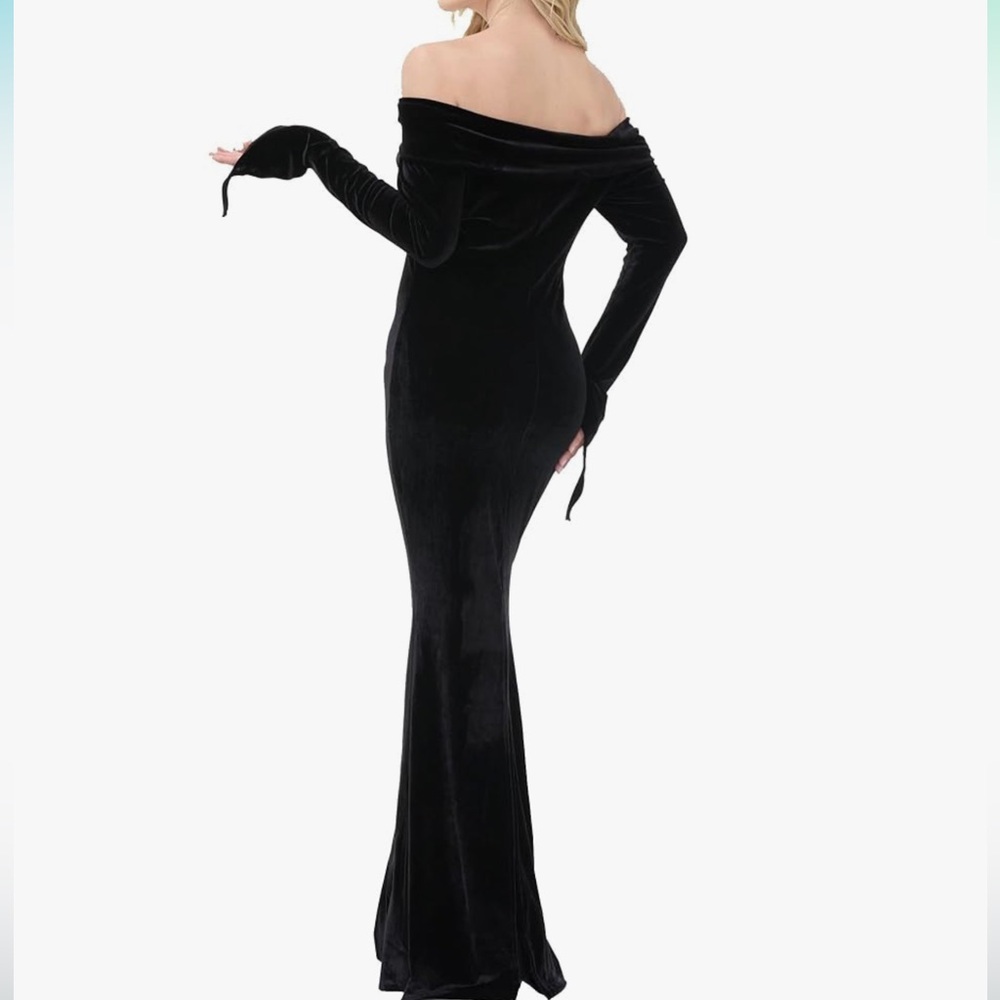 LVCBL Halloween Gothic Dress Off Shoulder Long Sleeve Bodycon Velvet Maxi Black